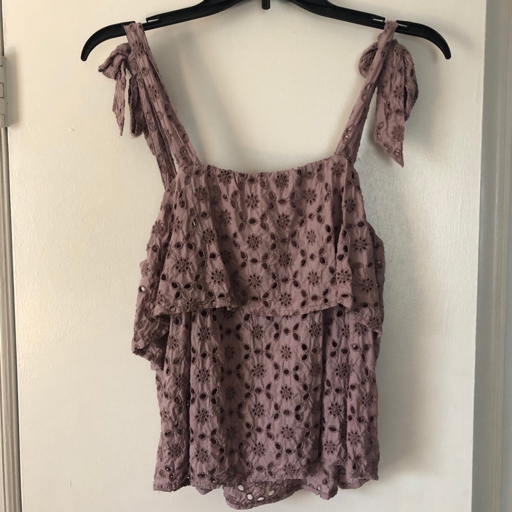 Dainty tank w cutouts
